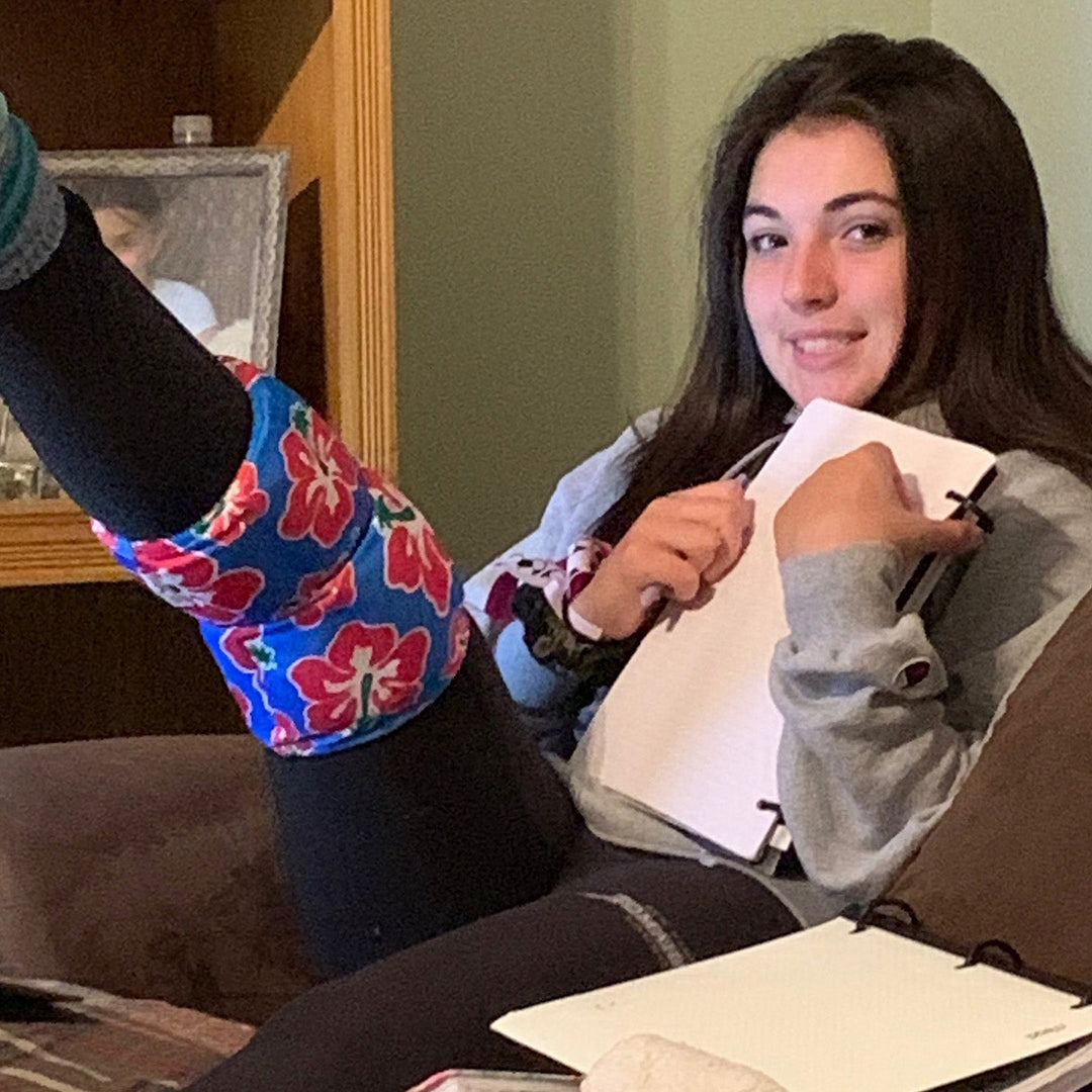 Ice Pack for ACL Recovery That Stays On - HurtSkurt